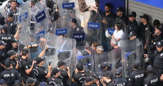 Turkish police 20 October 2019 © Bilal Güldem, Mesopotamia Agency.