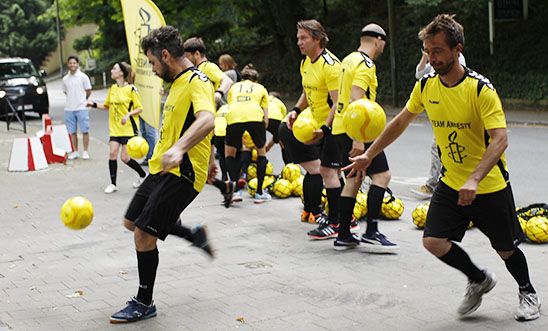 Amnesty International World Cup protest at the Russian Embassy in Brussels 