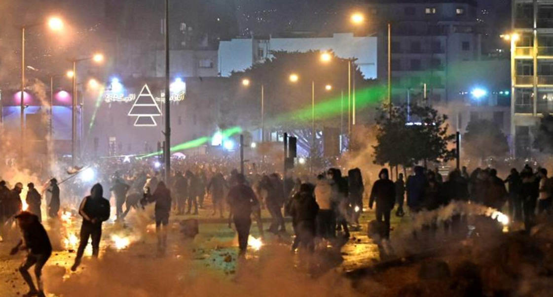Lebanon hundreds injured by rubber bullets in 'unprecedented' violence