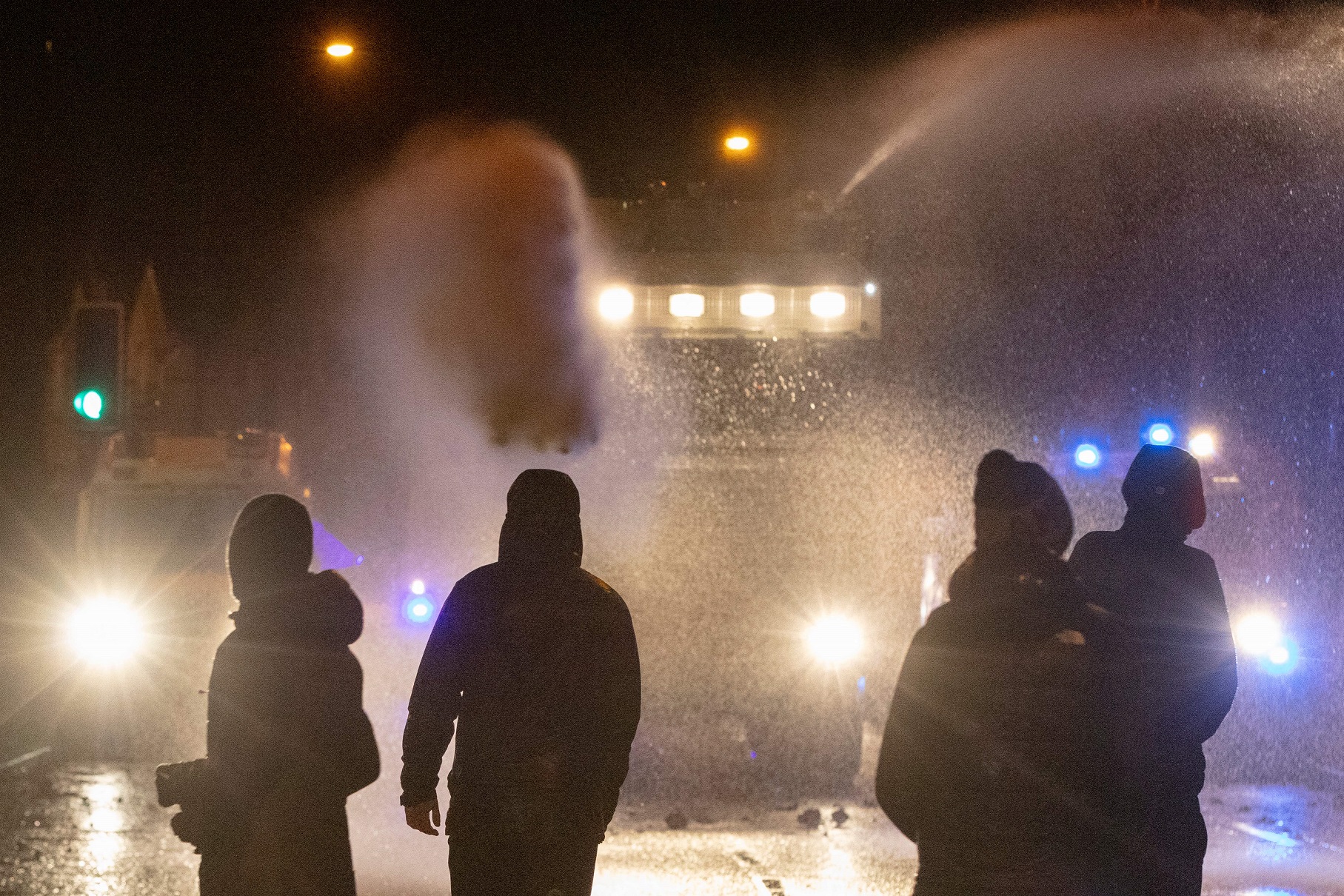 Northern Ireland Use of water cannons and plastic bullets 'extremely