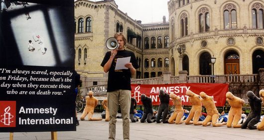 Amnesty International Norway Demonstration 2000