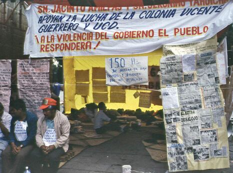 Hunger strike in front Oaxaca cathedral