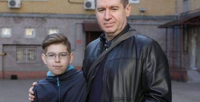 Russian activist Mikhail Iosilevich and his son Misha © Private