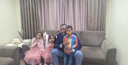 Photo of Ahmed al-Doush with his Children