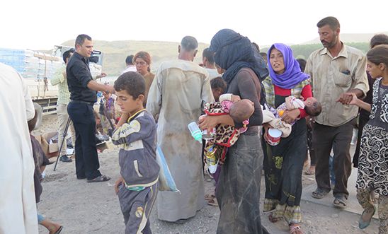 Yezidi IDPs who fled Mount Sinjar arrive in Feshkhabour