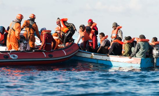 Sea-Eye crew rescue 17 people from a wooden boat in the central Mediterranean.