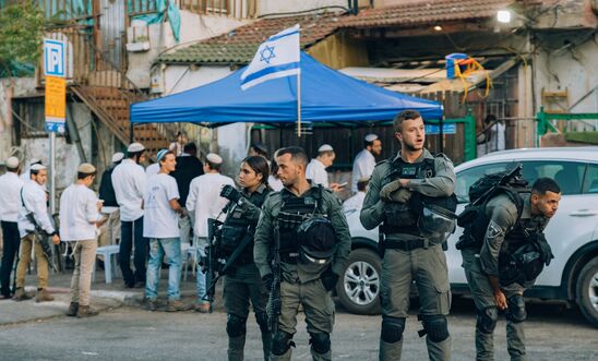 Palestinian residents of the Sheikh Jarrah neighbourhood in occupied East Jerusalem have been holding peaceful demonstrations against the imminent forcible eviction on four Palestinian families. Demonstrators were met with excessive and unnecessary force.