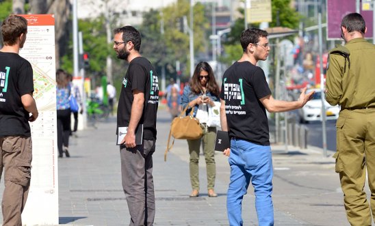 Former IDF soldiers expose the oppression of Palestinians in the West Bank to fellow Israeli citizens