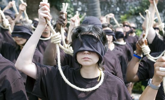 Amnesty protest against juveniles on Iran's death row, 2007