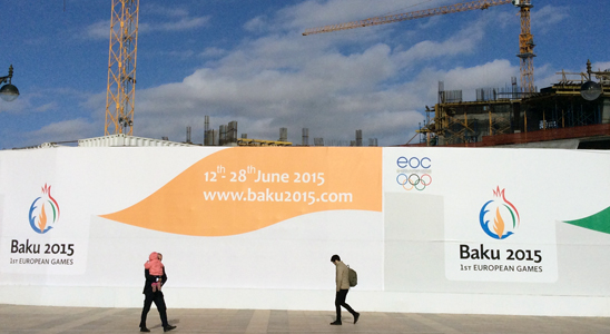 Baku building site C. Naomi Westland/Amnesty International 